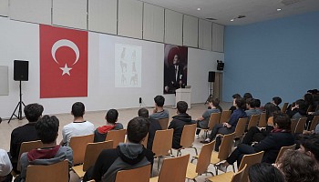 4 Ekim Hayvanları Koruma Günü Kapsamında Avukat Deniz Tavşancıl'ı Okulumuzda Ağırladık