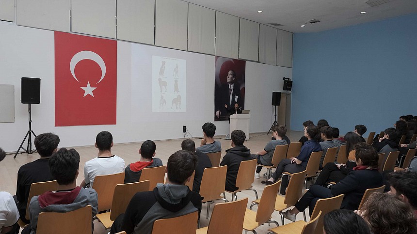 4 Ekim Hayvanları Koruma Günü Kapsamında Avukat Deniz Tavşancıl'ı Okulumuzda Ağırladık